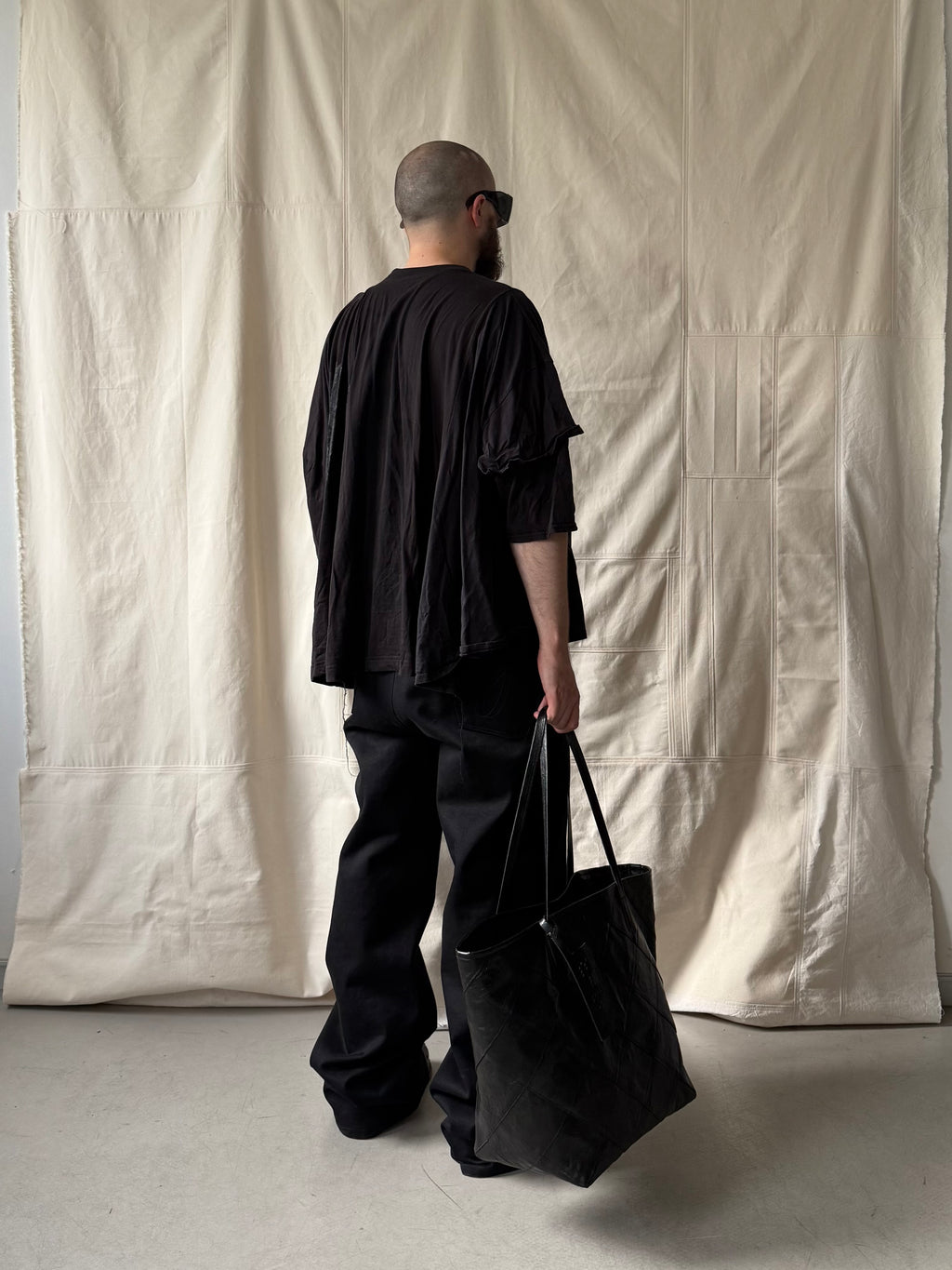 SQUARE LEATHER TOTE