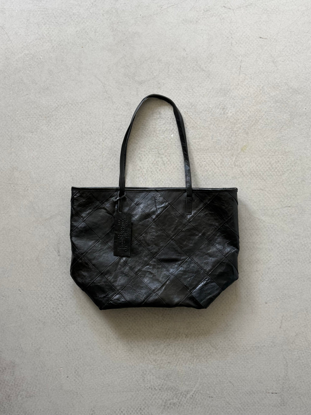 SQUARE LEATHER TOTE